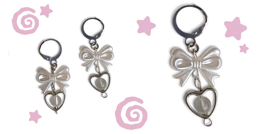 Bow Earrings - Rs. 200